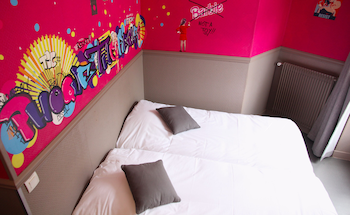 Twin Room (Urban)