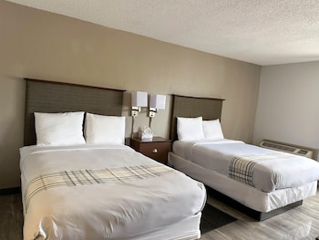 Standard Double Room, 2 Double Beds, Smoking