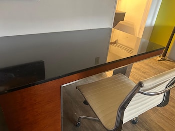 Deluxe Single Room, 1 King Bed