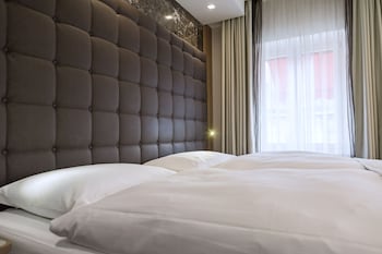 Senior Suite, 1 Bedroom, Balcony