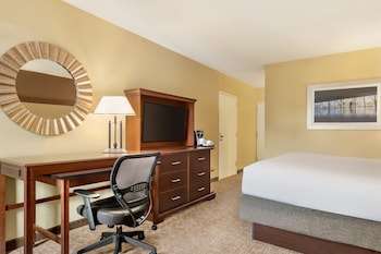 Premium Room, 1 King Bed