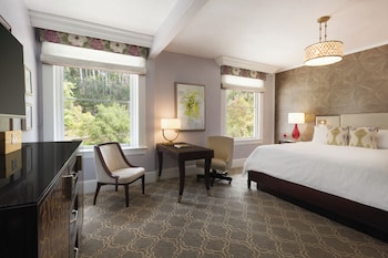 Deluxe Room, 1 King Bed