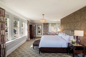 Signature Room, 1 King Bed, Bay View