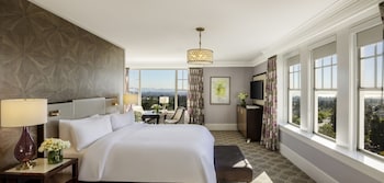 Junior Suite, 1 King Bed