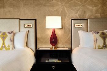 Signature Room, 2 Queen Beds, Bay View