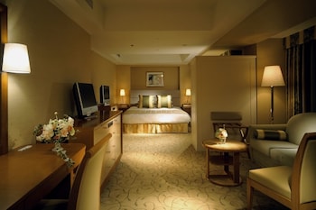 Corner Deluxe Double Room, Non-Smoking