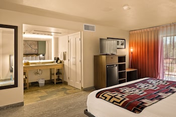 Deluxe Room, 1 King Bed (Trailhead)
