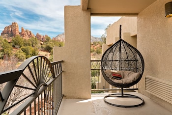 Deluxe Room, 1 King Bed, Mountain View (Trailhead)