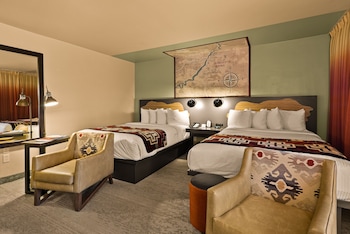 Premium Room, 2 Queen Beds (Courtyard)