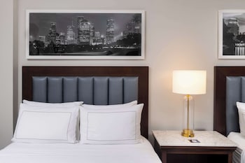 Junior Suite, 2 Queen Beds, Kitchen