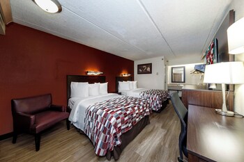 Deluxe Room, 2 Double Beds, Non Smoking, Refrigerator & Microwave