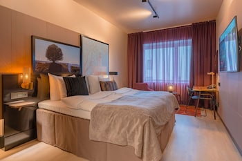Standard Room, 1 King Bed (Yrjönkatu building)