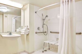 Room, 1 King Bed, Accessible, Non Smoking