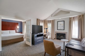 Suite, 1 King Bed with Sofa bed (One Bedroom)