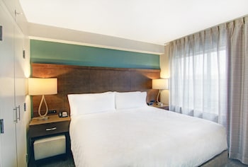 Suite, 2 Bedrooms, Kitchen