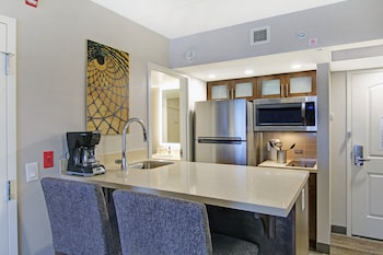 Suite, 1 Bedroom, Kitchen