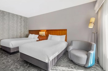 Superior Suite, Multiple Beds, Patio