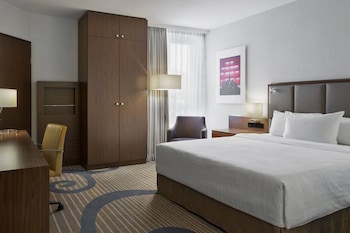 Standard Room, 1 Queen Bed