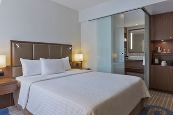Standard Room, 1 Queen Bed