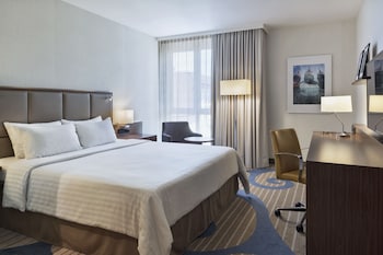Standard Room, 1 King Bed