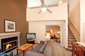 Suite, 2 Bedrooms, Fireplace