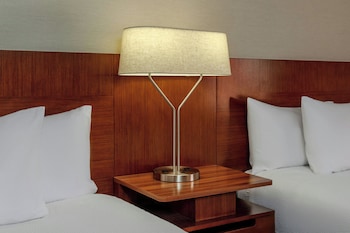 Room, 2 Queen Beds, Hearing Accessible