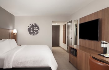Standard Room, 1 Queen Bed