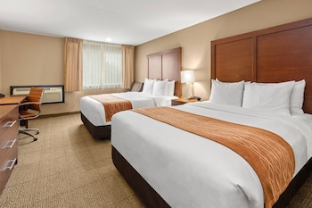Double Room, 2 Queen Beds, Non Smoking