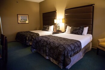 Deluxe Direct Pool Access Room, 2 Queen Beds