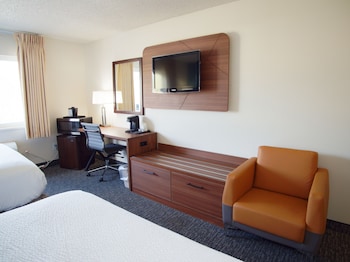 Standard Room, 2 Queen Beds, Non Smoking