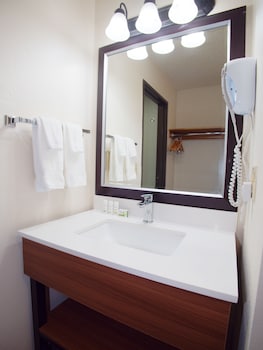 Suite, 1 King Bed, Non Smoking