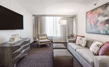 Suite, 1 King Bed