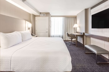 Deluxe Room, 1 King Bed