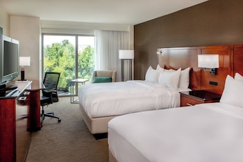 Room, 2 Double Beds (Mobility/Hearing Accessible, Tub)