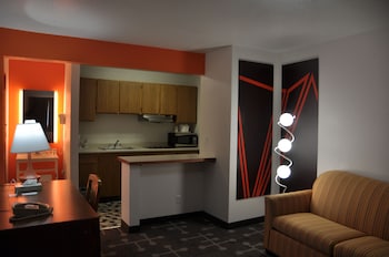 Efficiency, Room, 1 Queen Bed, Non Smoking
