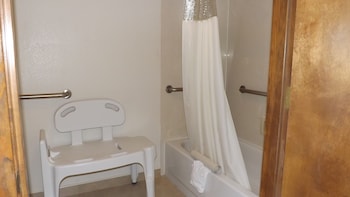 Room, 1 Queen Bed, Accessible