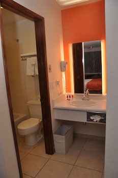 Room, 1 Queen Bed, Accessible