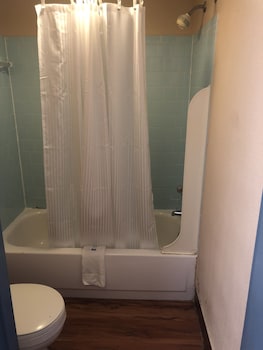 Single Room, 1 King Bed, Smoking