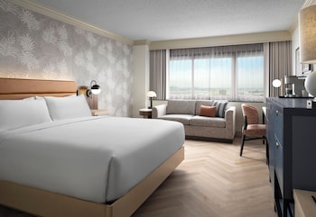 Deluxe Room, 1 King Bed