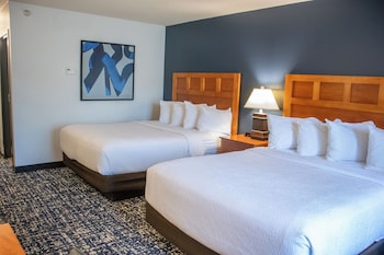 Room, 2 Queen Beds, Accessible, Non Smoking (Hearing, Roll-in Shower)