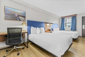 Room, 2 Queen Beds, Mobility Accessible, Non Smoking (Roll-in Shower)
