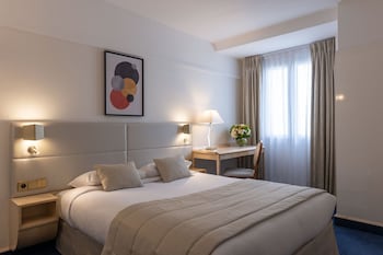 Superior Double Room, 1 Queen Bed, Bathtub