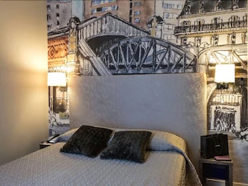 Standard Double Room (Opera)