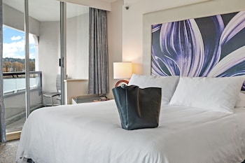 Room, 1 Queen Bed (Quay)