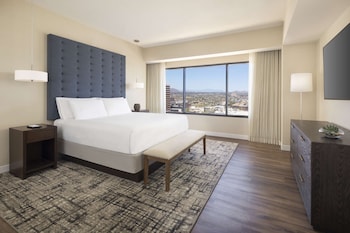 Room (Connecting Rooms)
