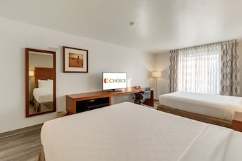 Standard Room, 2 Queen Beds, Non Smoking