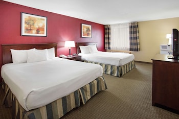 Room, 2 Queen Beds, Non Smoking (Pet Friendly)