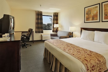 Suite, 1 King Bed, Non Smoking, Hot Tub