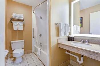 Standard Room, 2 Queen Beds, Non Smoking
