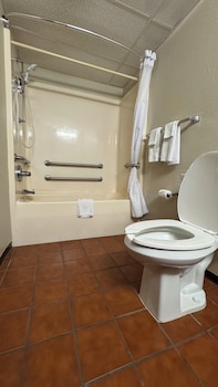 Room, 2 Queen Beds, Accessible, Non Smoking